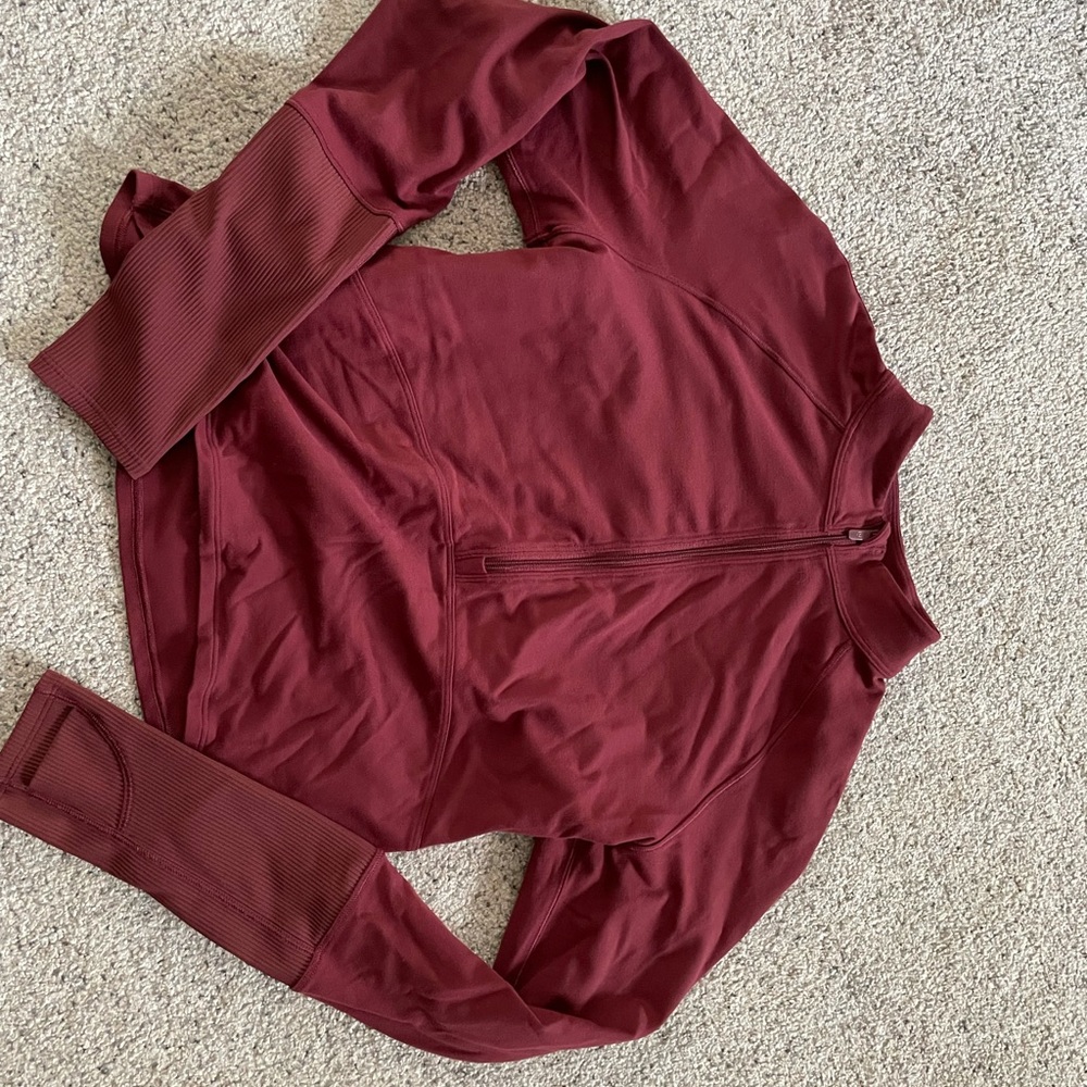 Lululemon cropped pullover brand new so soft worn no more than 3 times